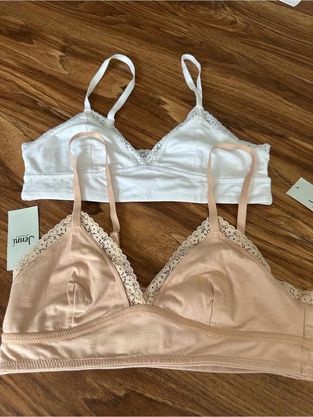 Jenni wireless Small or Large Lace-Trim Bralette — White & Nude